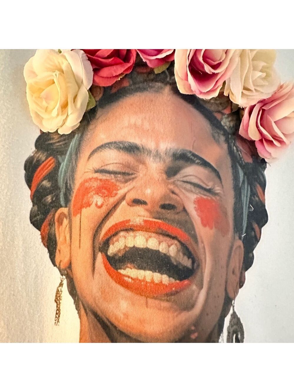 Frida Kahlo tshirt with 3D Floral Accents - Picture 4 of 4